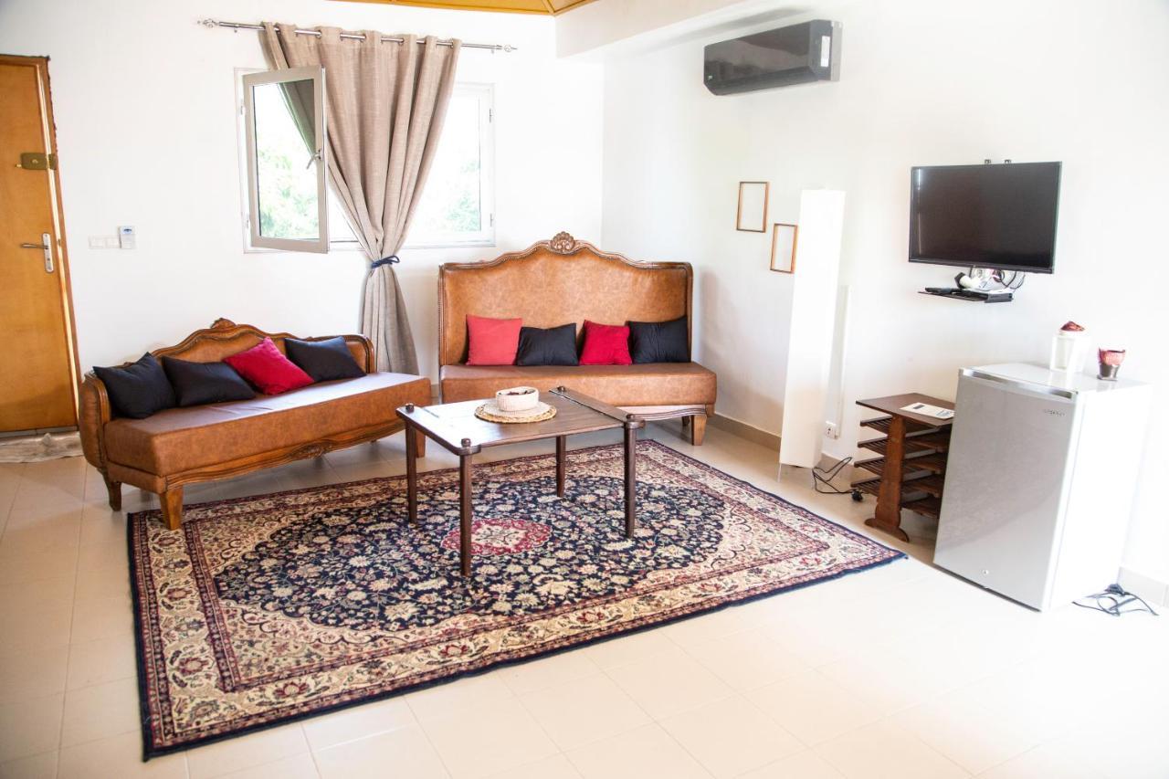 Stay.Plus Fann Mermoz Dakar Exterior foto